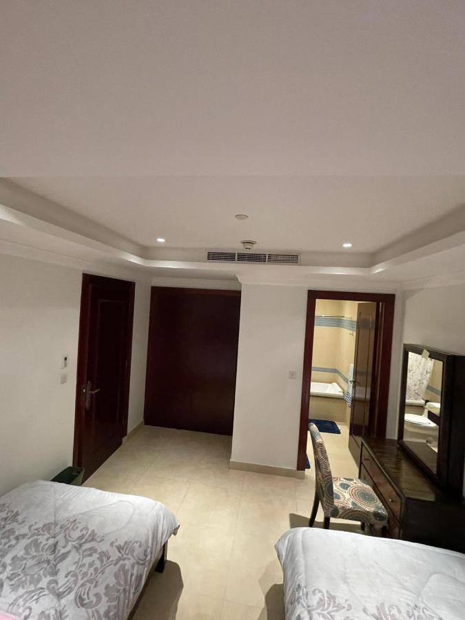 Luxury 2 Bedroom Apt In The Pearl With Marina View Doha Exterior photo