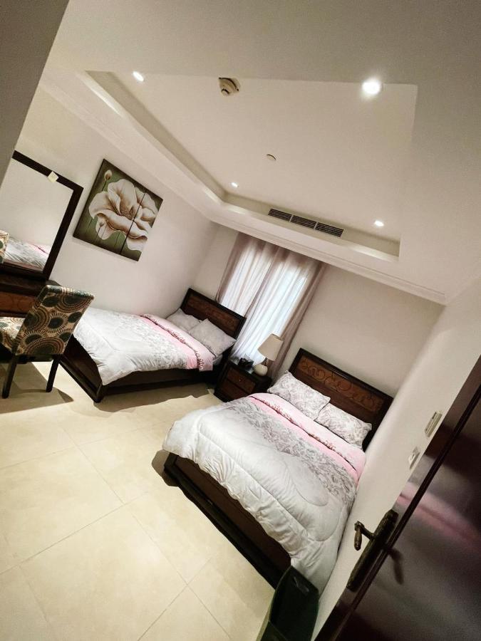 Luxury 2 Bedroom Apt In The Pearl With Marina View Doha Exterior photo